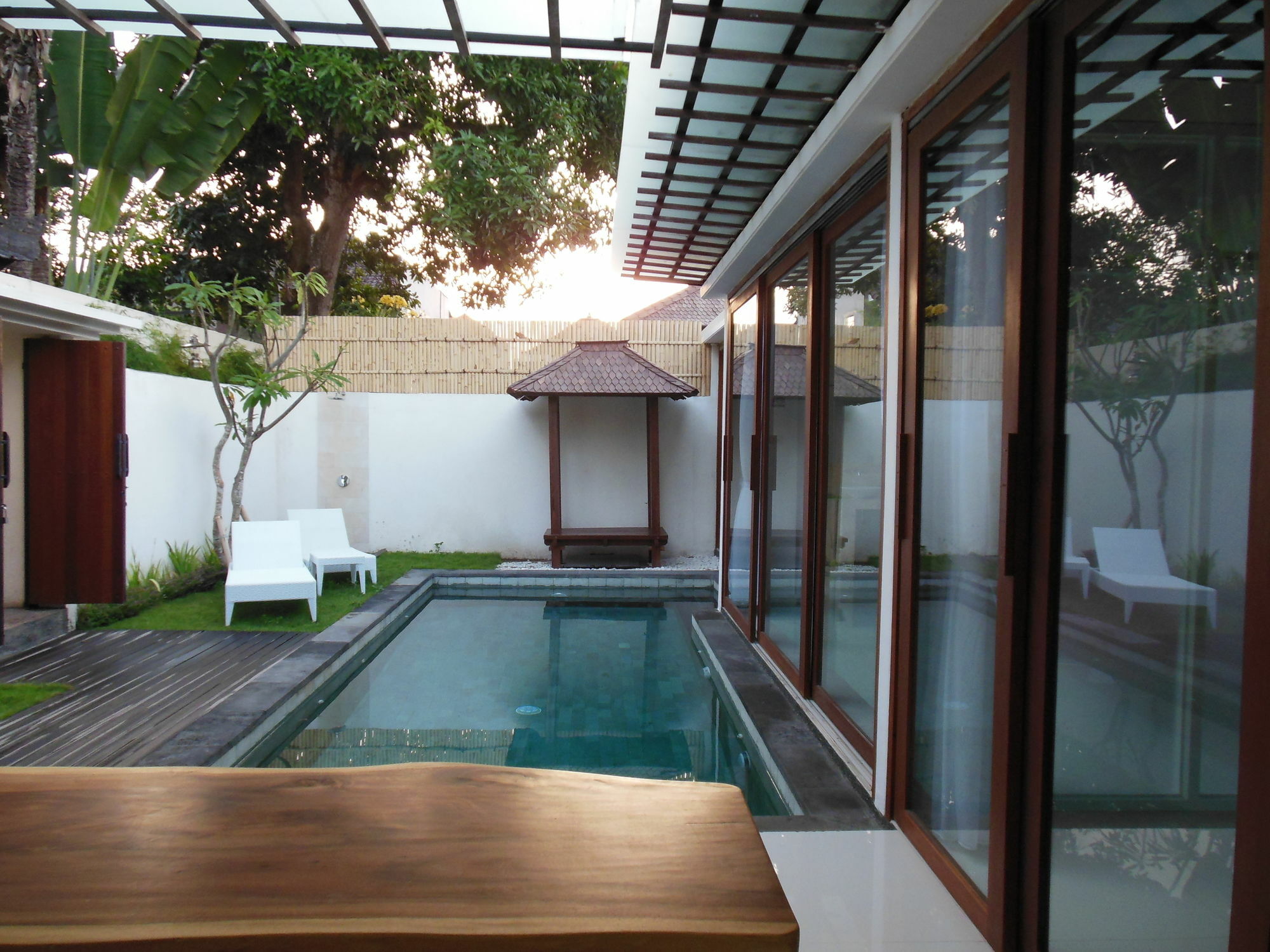 Hk Villa Bali Легиан Экстерьер фото